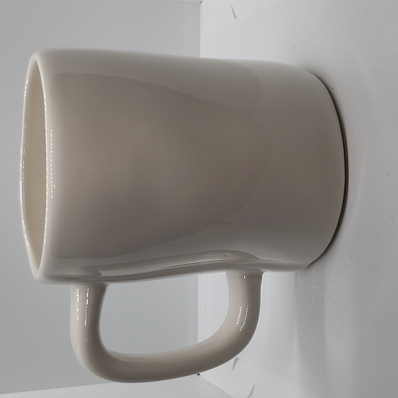 Rae dunn artisan collection Mom mug - Picture 2 of 3